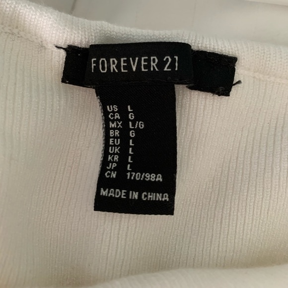 Forever 21 off the shoulder top - Picture 3 of 4